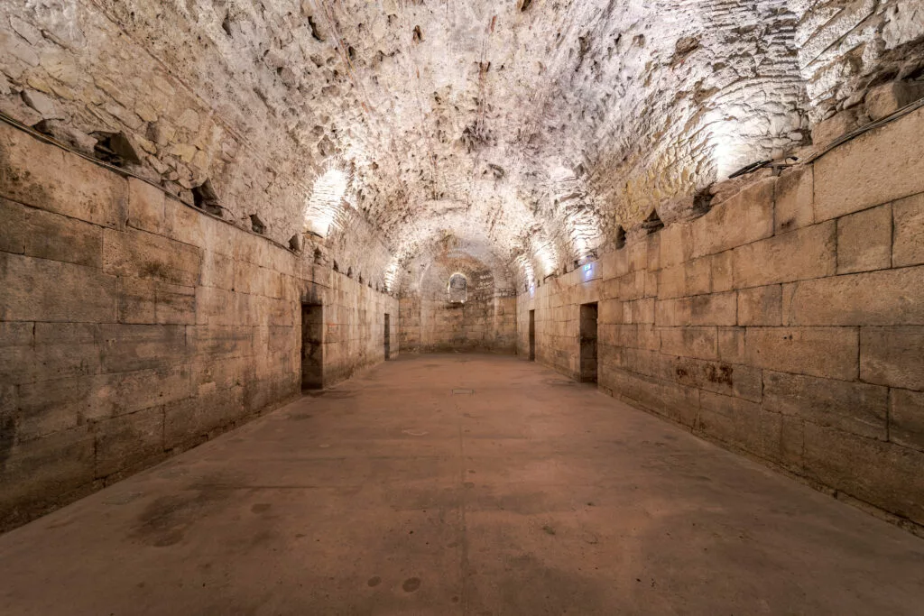 Cellars Substructures of Diocletians palace 2 1 1024x683